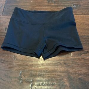 Black ivivva booty shorts